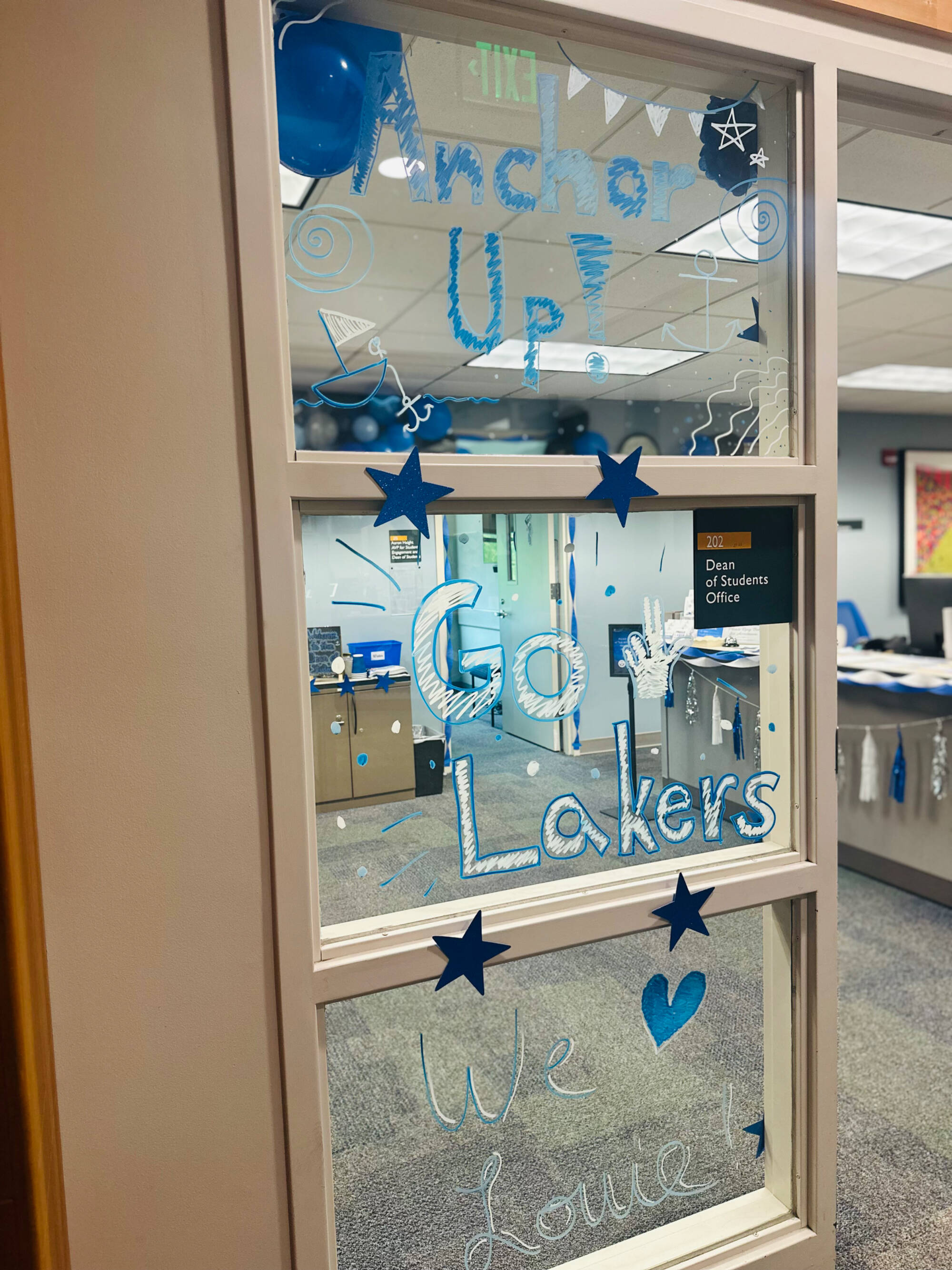 Photo of homecoming decorations